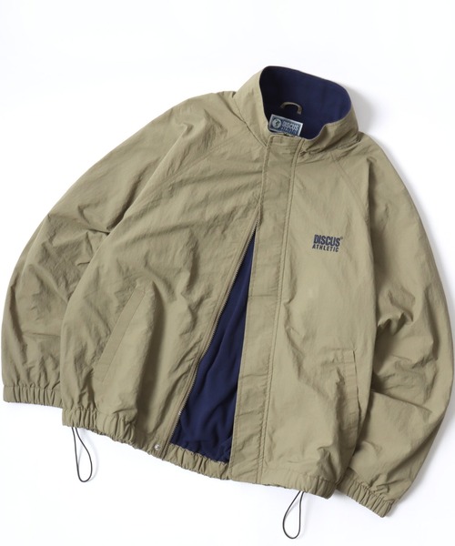 DISCUS（ディスカス）の「DISCUS/ディスカス Fleece Lining Nylon Jacket/オーバーサイズ 裏フリース ナイロンジャケット/トラックジャケット/ブルゾン/レディース メンズ（ナイロンジャケット・レディース・ブラック/ベージュ/ネイビー/アイボリー・LL/M/L）」の3枚目の写真