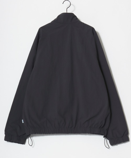 DISCUS（ディスカス）の「DISCUS/ディスカス Fleece Lining Nylon Jacket/オーバーサイズ 裏フリース ナイロンジャケット/トラックジャケット/ブルゾン/レディース メンズ（ナイロンジャケット・レディース・ブラック/ベージュ/ネイビー/アイボリー・LL/M/L）」の13枚目の写真