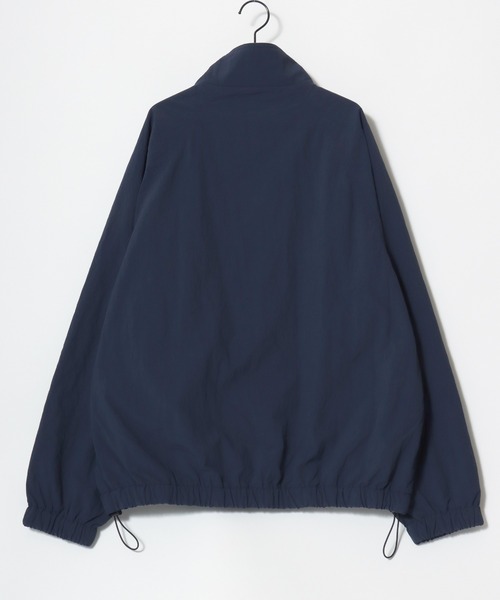 DISCUS（ディスカス）の「DISCUS/ディスカス Fleece Lining Nylon Jacket/オーバーサイズ 裏フリース ナイロンジャケット/トラックジャケット/ブルゾン/レディース メンズ（ナイロンジャケット・レディース・ブラック/ベージュ/ネイビー/アイボリー・LL/M/L）」の9枚目の写真