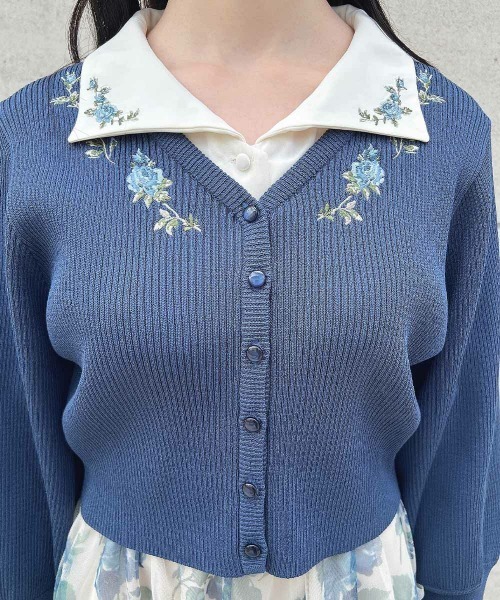 an another angelus(アンアナザーアンジェラス)の「ローズ刺繍リブニットカーディガン(Tシャツ/カットソー・レディース・オフホワイト/ブルー/グリーン・フリー)」の13枚目の写真