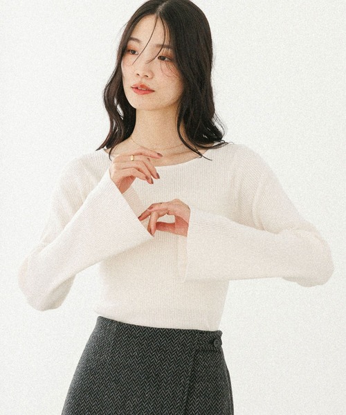 Heather（ヘザー）の「袖フレアピタニット　598470（ニット/セーター・レディース・ブラック/ベージュ/グレー/アイボリー・FREE）」の2枚目の写真