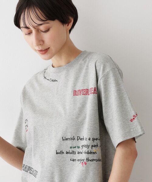 Dessin（デッサン）の「【ユニセックス/リンクコーデ】刺繍Tシャツ（Tシャツ/カットソー・レディース・ホワイト系/ブラック/グレー・01/02/03/04）」の3枚目の写真