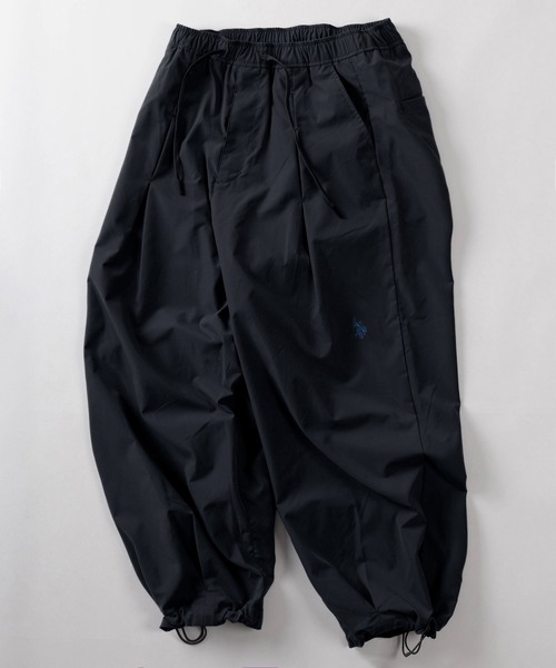 U.S. POLO ASSN.(ユーエスポロアッスン)の「【78】【U.S. POLO ASSN./ユーエスポロアッスン】ワンポイントロゴ タックバルーンパンツ(チノパンツ・メンズ・ベージュ/ネイビー/グレー/ブラック・M/L/XL)」の1枚目の写真