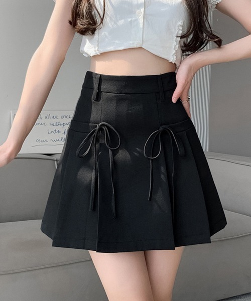 ReRe(リリ)の「ワイドプリーツミニスカート(スカート・レディース・ブラック/グレイッシュベージュ・MEDIUM)」の14枚目の写真