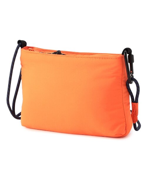 BREEZE（ブリーズ）の「B NEWJACK ドローコードショルダーバッグ（ショルダーバッグ・キッズ・ブラック/オレンジ・FREE）」の6枚目の写真