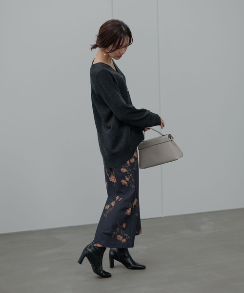 Andemiu（アンデミュウ）の「【洗える】メリノウールロングVカーディガン491830（カーディガン/ボレロ・レディース・ブラウン/オフホワイト/チャコールグレー・FREE）」の6枚目の写真