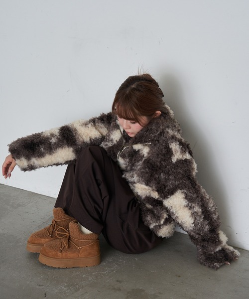 RAY CASSIN(レイカズン)の「厚底スノーブーツ(ブーツ・レディース・ベージュ/キャメル/ブラック・S/M/L)」の6枚目の写真