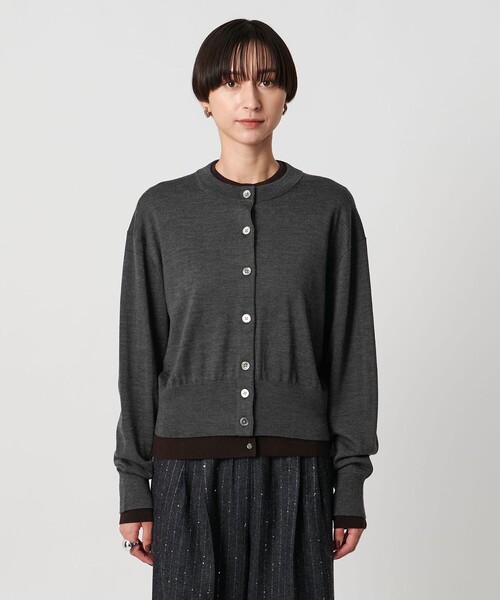 UNITED ARROWS（ユナイテッドアローズ）の「ツイン クルーネック カーディガン（カーディガン/ボレロ・レディース・ブラック/ダークグレー・FREE）」の10枚目の写真