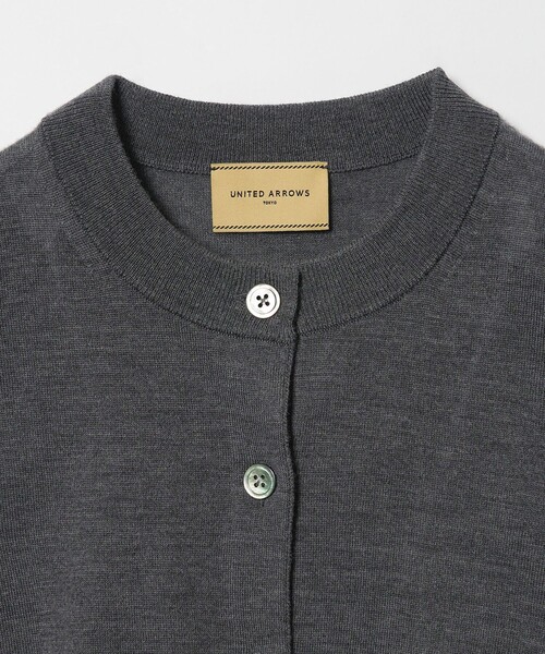 UNITED ARROWS（ユナイテッドアローズ）の「ツイン クルーネック カーディガン（カーディガン/ボレロ・レディース・ブラック/ダークグレー・FREE）」の19枚目の写真