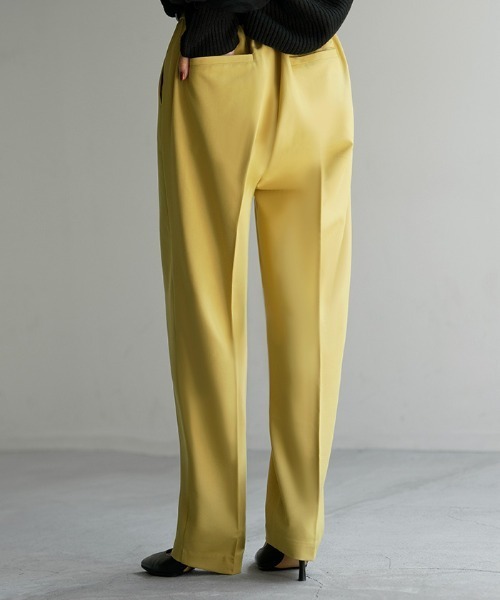 HUG.U（ハグユー）の「＜選べる形＆丈＞ すらっと綺麗パンツ テーパードorストレート（スラックス・レディース・ブラウン/レッド/ベージュ系その他/レッド系その他/ベージュ/ダークグレー/ネイビー/イエロー/ブルー系その他/グリーン系その他/ブラック系その他/ブラック/ライトブルー/カーキ/ブラウン系その他/グレー系その他/ブルー系その他2/イエロー系その他・L(レギュラー丈)/M(レギュラー丈)/XL(レギュラー丈)/L(ショート丈)/M(ショート丈)/XL(ショート丈)/L(トール丈)/M(トール丈)/XL(トール丈)）」の20枚目の写真