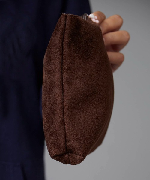 AO2(アオズ)の「Faux Suede Tote Bag with Pouch / ポーチ付き フェイクスエード トートバッグ(トートバッグ・レディース・ダークブラウン/ブラウン/ブラック・FREE)」の12枚目の写真