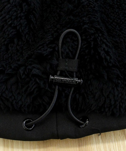 TOMMY HILFIGER（トミーヒルフィガー）の「ソフトシェルパフォーマンスフーディ 裏ボア中綿ジャケット SOFTSHELL PERFORMANCE  HOODY WITH SOFT SHERPA LINING（ダウンジャケット/コート・メンズ・ブラック/オリーブ・S/M/L/XL）」の19枚目の写真