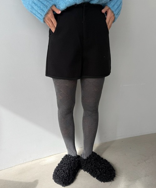 SANSeLF(サンセルフ)の「【SANSeLF】クリーンシルエットフロントジップショートパンツ saw25a049(その他パンツ・レディース・ブラック/グレー・FREE)」の2枚目の写真