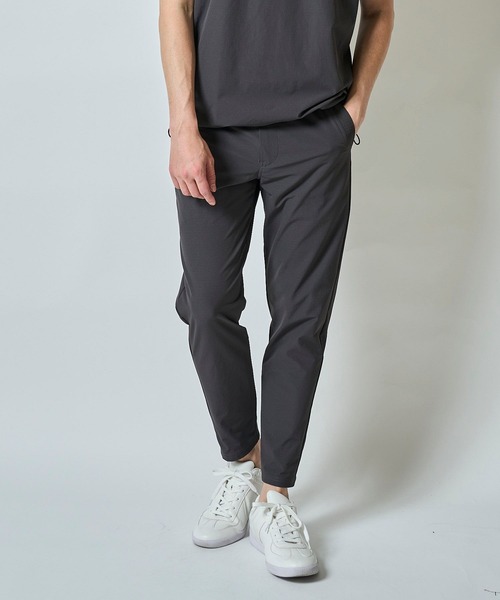 TETE HOMME（テットオム）の「ナイロンストレッチテーパード9分丈パンツ（その他パンツ・メンズ・ブラック/チャコールグレー/グリーン・MEDIUM/LARGE/X-LARGE）」の3枚目の写真