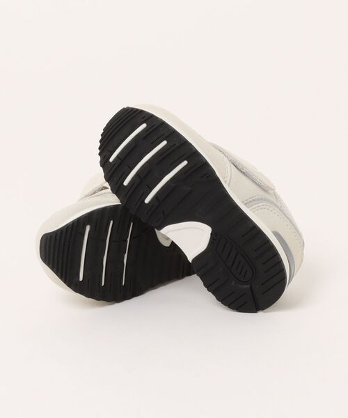 Champion（チャンピオン）の「【Champion】チャンピオンB200（スニーカー・キッズ・アイボリー・15.0cm/16.0cm/14.0cm/13.0cm）」の3枚目の写真