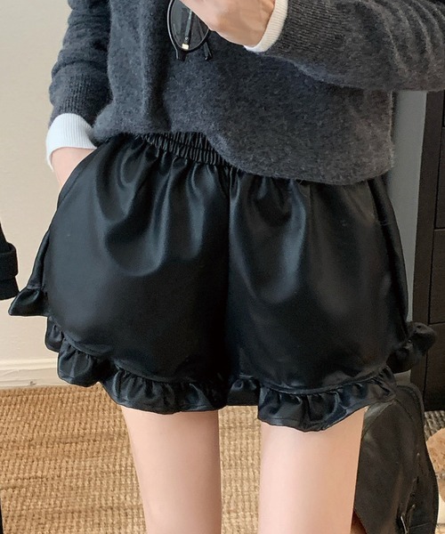 セール】ハイウエスト フリル フェイクレザー ショートパンツ（その他