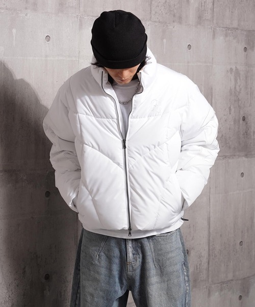 1111clothing(ワンフォークロージング)の「トライバル パフ ショートブルゾン / Tribal Puff Short Blouson(ダウンジャケット/コート・メンズ・ホワイト/ブラック・XL/L/M)」の6枚目の写真