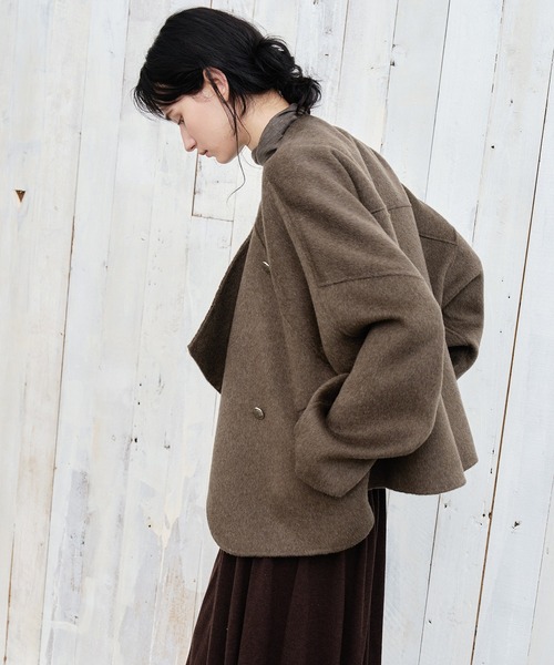 tageechita(タジチタ)の「【tageechita】ウール100% マルチボタンショートダブルフェイスコート(ノーカラーコート・レディース・アッシュブラウン/ブラック・S/M/L)」の6枚目の写真