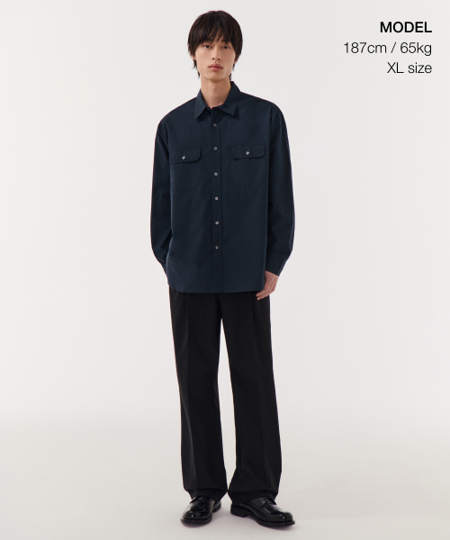 MUSINSA STANDARD（ムシンサスタンダード）の「リラックスドソフトポプリンオフィサーシャツ[ネイビー]（シャツ/ブラウス・メンズ・その他・LARGE/X-LARGE/XX-LARGE/SMALL/MEDIUM）」の2枚目の写真