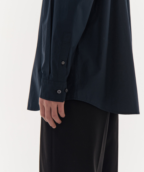 MUSINSA STANDARD（ムシンサスタンダード）の「リラックスドソフトポプリンオフィサーシャツ[ネイビー]（シャツ/ブラウス・メンズ・その他・LARGE/X-LARGE/XX-LARGE/SMALL/MEDIUM）」の6枚目の写真