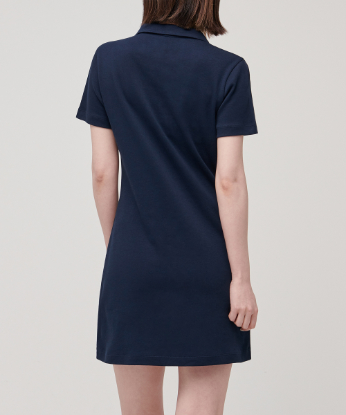 MUSINSA STANDARD WOMAN(ムシンサスタンダードウーマン)の「レディーススリットネックタートルネックワンピース【ネイビー】(ワンピース・レディース・その他・SMALL/MEDIUM/LARGE/X-LARGE/X-SMALL)」の8枚目の写真