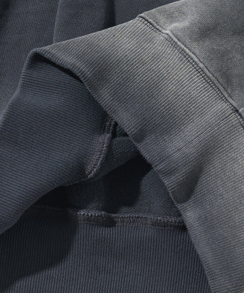 OUTSTANDING(アウトスタンディング)の「V.S.C SWEAT(MONTANA)_CHARCOAL(スウェット・メンズ・その他・SMALL/MEDIUM/LARGE)」の6枚目の写真