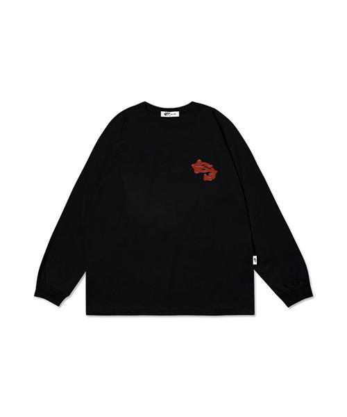 ESCAPEFROM（エスケープフロム）の「イニシャルマッププリントロングスリーブ [5カラー]（Tシャツ/カットソー・レディース・ホワイト/ブラック/ネイビー/ブラウン/ブラック×ホワイト・MEDIUM/LARGE/SMALL）」の2枚目の写真