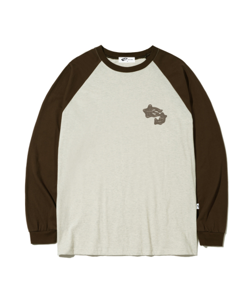 ESCAPEFROM（エスケープフロム）の「イニシャルマッププリントロングスリーブ [5カラー]（Tシャツ/カットソー・レディース・ホワイト/ブラック/ネイビー/ブラウン/ブラック×ホワイト・MEDIUM/LARGE/SMALL）」の10枚目の写真