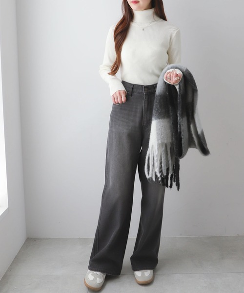 WEGO(ウィゴー)の「WEGO/リブタートルニット(ニット/セーター・レディース・ホワイト/レッド/ブラック・MEDIUM/SMALL)」の13枚目の写真