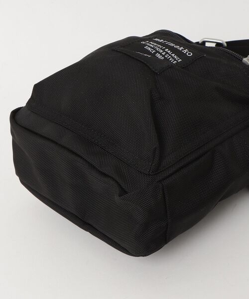 marimekko(マリメッコ)の「【ノベルティ付】Roadie / CASH&CARRY shoulder bag & 【ZOZO限定】Unikko / key(ショルダーバッグ・レディース・ブラック・FREE)」の3枚目の写真