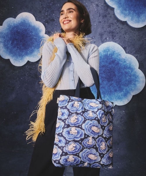 Cath Kidston(キャスキッドソン)の「ムーミン フォルダウェイ トートバッグMoomin Clouds(トートバッグ・レディース・その他・FREE)」の1枚目の写真