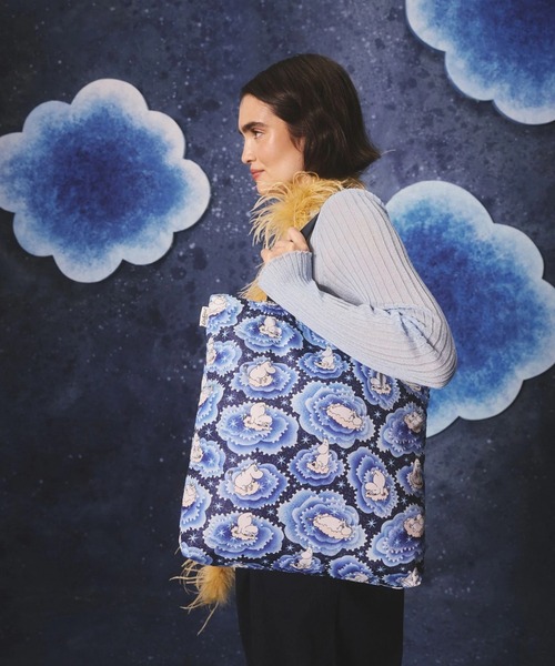 Cath Kidston(キャスキッドソン)の「ムーミン フォルダウェイ トートバッグMoomin Clouds(トートバッグ・レディース・その他・FREE)」の2枚目の写真