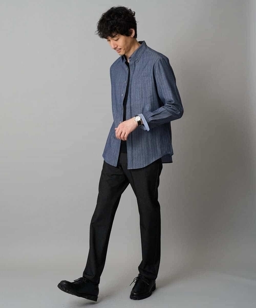 a.v.v（アーヴェヴェ）の「【イージーケア/毛玉になりにくい】ヘリンボーンダブルフェイスシャツ【洗濯機で洗える】（シャツ/ブラウス・メンズ・グレー/ネイビー・46/48）」の5枚目の写真