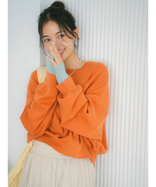 Ungrid(アングリッド)の「コットン混ショートルーズニット(ニット/セーター・レディース・オレンジ/イエロー/ライトグレー/ブラウン・FREE)」の4枚目の写真