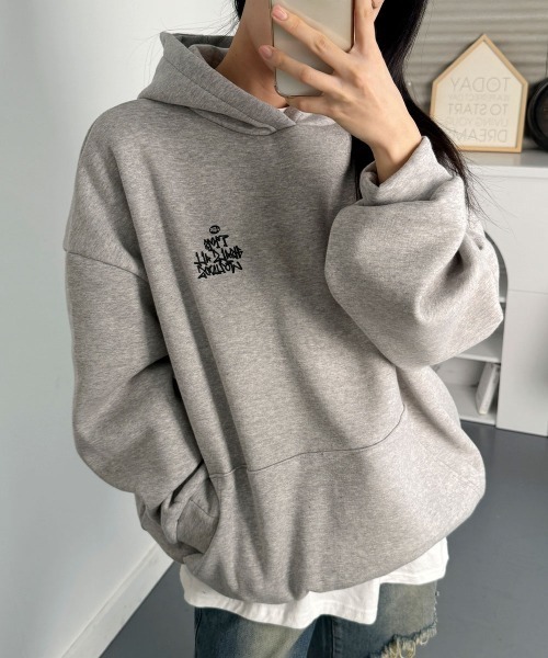 セール】裏起毛 グラフィティロゴ オーバーサイズパーカー（パーカー