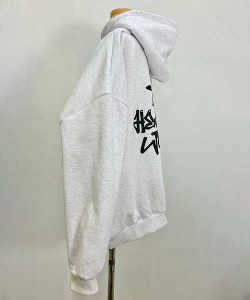 VIVID LADY(ビビッドレディー)の「裏起毛 グラフィティロゴ オーバーサイズパーカー(パーカー・レディース・ブラック/ホワイト/グレー・FREE)」の21枚目の写真