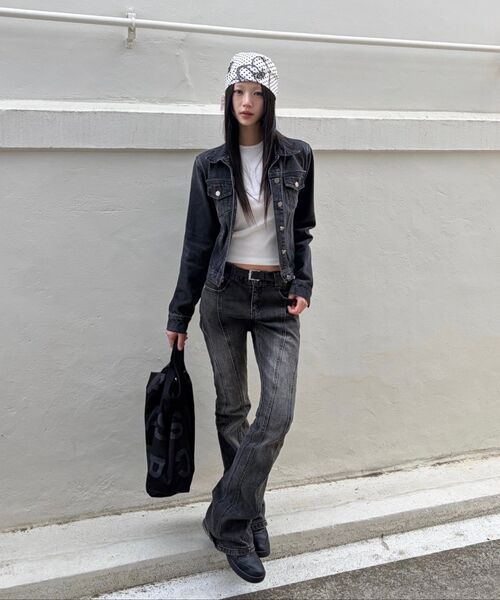 DECET WOMEN（デケット ウーマン）の「Curved Slim Low Rise Flared Jeans DCWPT011BLACK（デニムパンツ・レディース・その他・X-SMALL/SMALL/MEDIUM/LARGE）」の21枚目の写真