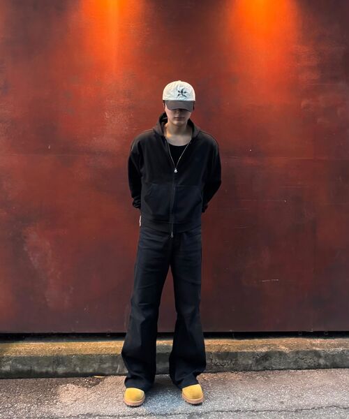 DNSR(ディーエヌエスアール)の「クロップフードジップアップブラック(パーカー・メンズ・その他・X-LARGE/LARGE/MEDIUM)」の6枚目の写真