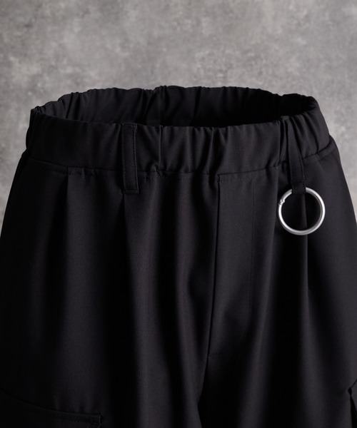 ADRER(アドラー)の「Parachute Cargo Wide Short Slacks / パラシュート カーゴ ワイド ショート スラックス(スラックス・メンズ・ブラック・XS/S/M/L)」の13枚目の写真