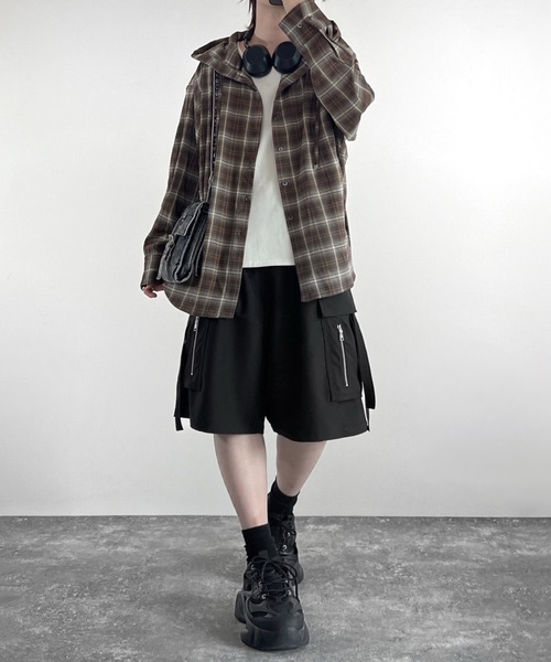 ADRER(アドラー)の「Parachute Cargo Wide Short Slacks / パラシュート カーゴ ワイド ショート スラックス(スラックス・メンズ・ブラック・XS/S/M/L)」の9枚目の写真