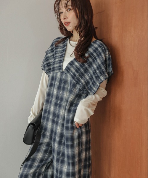 SUGAR BISKET(シュガービスケット)の「チェック柄 シャーリングサロペット(サロペット/オーバーオール・レディース・ブラウン/レッド/ネイビー・フリー)」の12枚目の写真