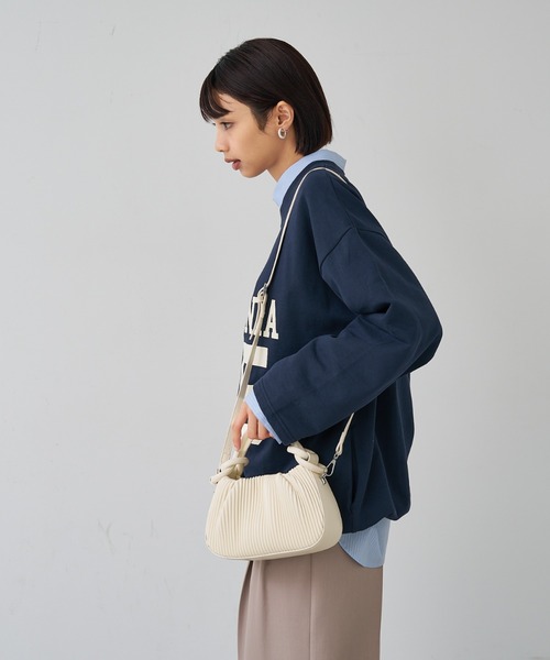 abahouse mavie（アバハウスマヴィ）の「ノットプリーツ２ＷＡＹバッグ（ショルダーバッグ・レディース・アイボリー/ブラック・フリー）」の8枚目の写真