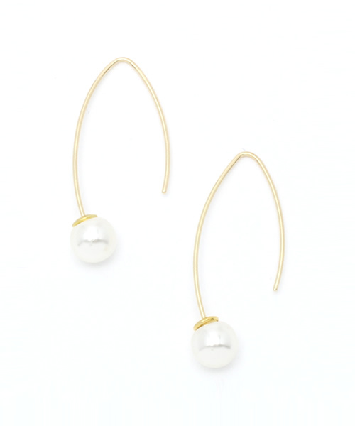 GLOBAL WORK（グローバルワーク）の「ラインパールキャッチピアス/710547（ピアス（両耳用）・レディース・イエロー系その他/その他/ライトイエロー・FREE）」の2枚目の写真