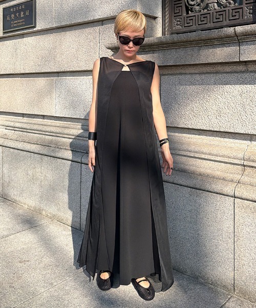 JENNE(ジェンヌ)の「カップ付きシアー2WAYワンピース(ワンピース・レディース・ブラック/ベージュ系その他・SMALL/MEDIUM/LARGE)」の10枚目の写真