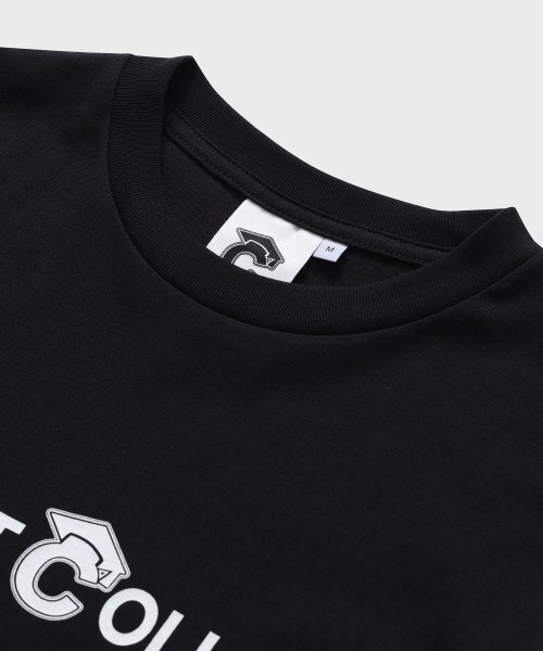 CONCEPTCOLLEGE（コンセプトカレッジ）の「ベーシックロゴクルーネックブラック半袖Tシャツ[男女共用]（Tシャツ/カットソー・レディース・その他・LARGE/MEDIUM/X-LARGE）」の3枚目の写真