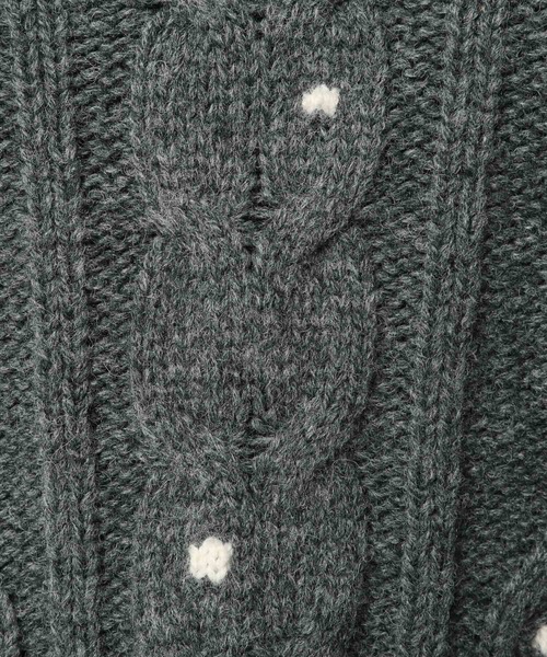 LEPSIM（レプシィム）の「3ゲージネップケーブルプルオーバー　637994（ニット/セーター・レディース・アイボリー/チャコールグレー・FREE）」の17枚目の写真