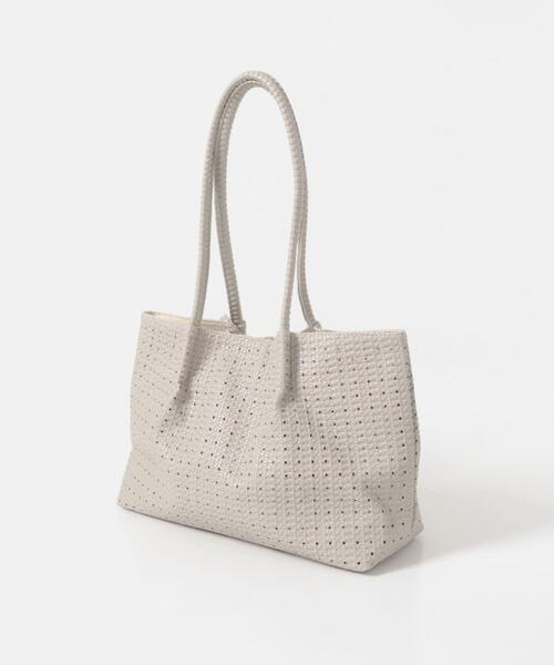 RODE SKO（ロデスコ）の「ポーチ付パンチングミドルトートバッグ（トートバッグ・レディース・アイボリー/ブラウン・ONE）」の16枚目の写真