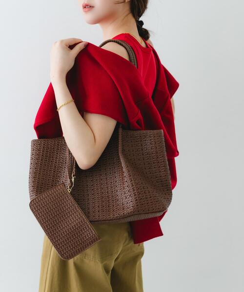 RODE SKO（ロデスコ）の「ポーチ付パンチングミドルトートバッグ（トートバッグ・レディース・アイボリー/ブラウン・ONE）」の2枚目の写真