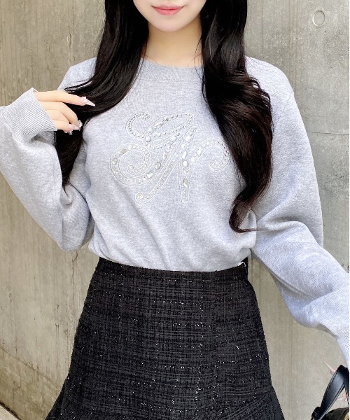 INGNI(イング)の「イニシャルビジューロゴニット(ニット/セーター・レディース・グレー/オフホワイト/ピンク/ブラック・M)」の18枚目の写真