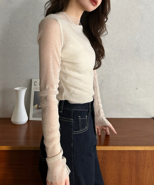 Eclat one(エクラワン)の「【Eclat one】ラメ シアー スリムフィット カットソー(Tシャツ/カットソー・レディース・アイボリー/ブラック/グレー・FREE)」の22枚目の写真